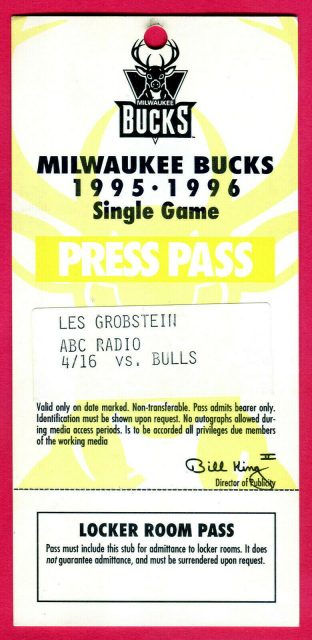 1996 Milwaukee Bucks ticket stub vs Bulls 30